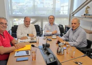 Συνάντηση στην περιφέρεια για οδικές παρεμβάσεις στη Δ.Ε. Λαππαίων