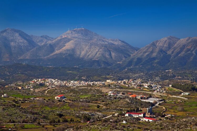 Crete,Island,,Greece.,Panoramic,View,Of,Anogeia,Village,,Psiloritis,Mountain,