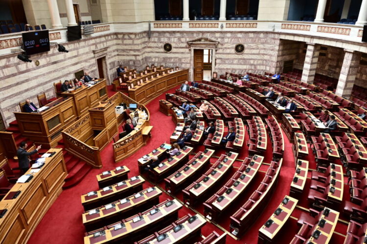 Συζήτηση στην Ολομέλεια της Βουλής, των άρθρων και του συνόλου του σχεδίου νόμου "Διατάξεις για την ενίσχυση της προστασίας του καταναλωτή, της ανάπτυξης και της εύρυθμης λειτουργίας της αγοράς, ρυθμίσεις για την ενίσχυση των επιχειρήσεων που πλήττονται από καταστροφές και άλλες διατάξεις", Πέμπτη 23 Μαΐου 2024. 
(ΜΙΧΑΛΗΣ ΚΑΡΑΓΙΑΝΝΗΣ/EUROKINISSI)