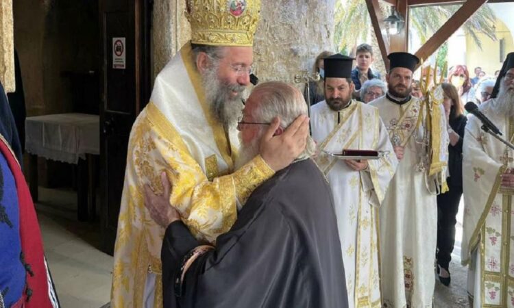 Αποχαιρετώντας μια εμβληματική μορφή ιερέως