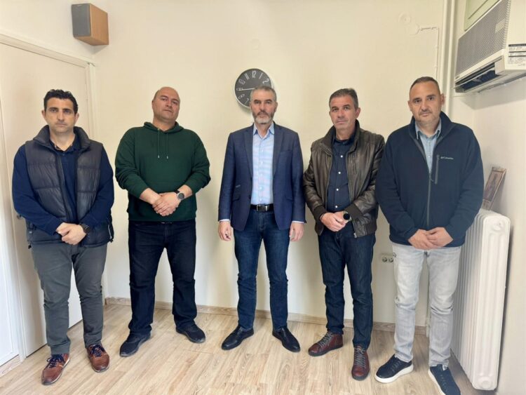 5152721472697821 ΛΙΜΕΝΙΚΟΙ