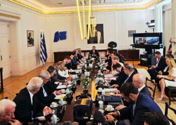 Συνάντηση Μητσοτάκη με τους 13 περιφερειάρχες της χώρας: Στο επίκεντρο η υλοποίηση προγραμμάτων ΕΣΠΑ και τα σχέδια ανάπτυξης