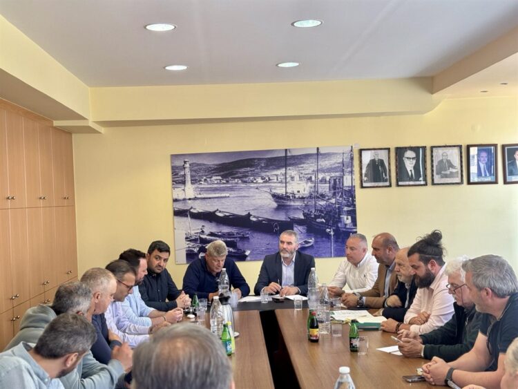 ΝΕ ΠΑΣΟΚ ΡΕΘΥΜΝΟΥ