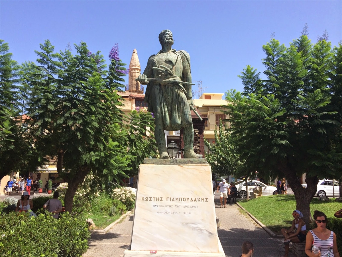 ΜΝΗΜΕΣ ΑΡΚΑΔΙΟΥ ΕΚΤΟΣ ΤΗΣ ΘΡΥΛΙΚΗΣ ΕΠΕΤΕΙΟΥ