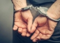 Συλλήψεις για παρεμπόδιση κυκλοφορίας και άγρα πελατών στα Χανιά